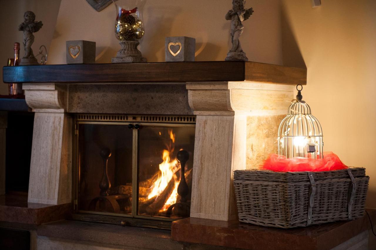 Agriturismo Belagaggio Montefollonico ภายนอก รูปภาพ